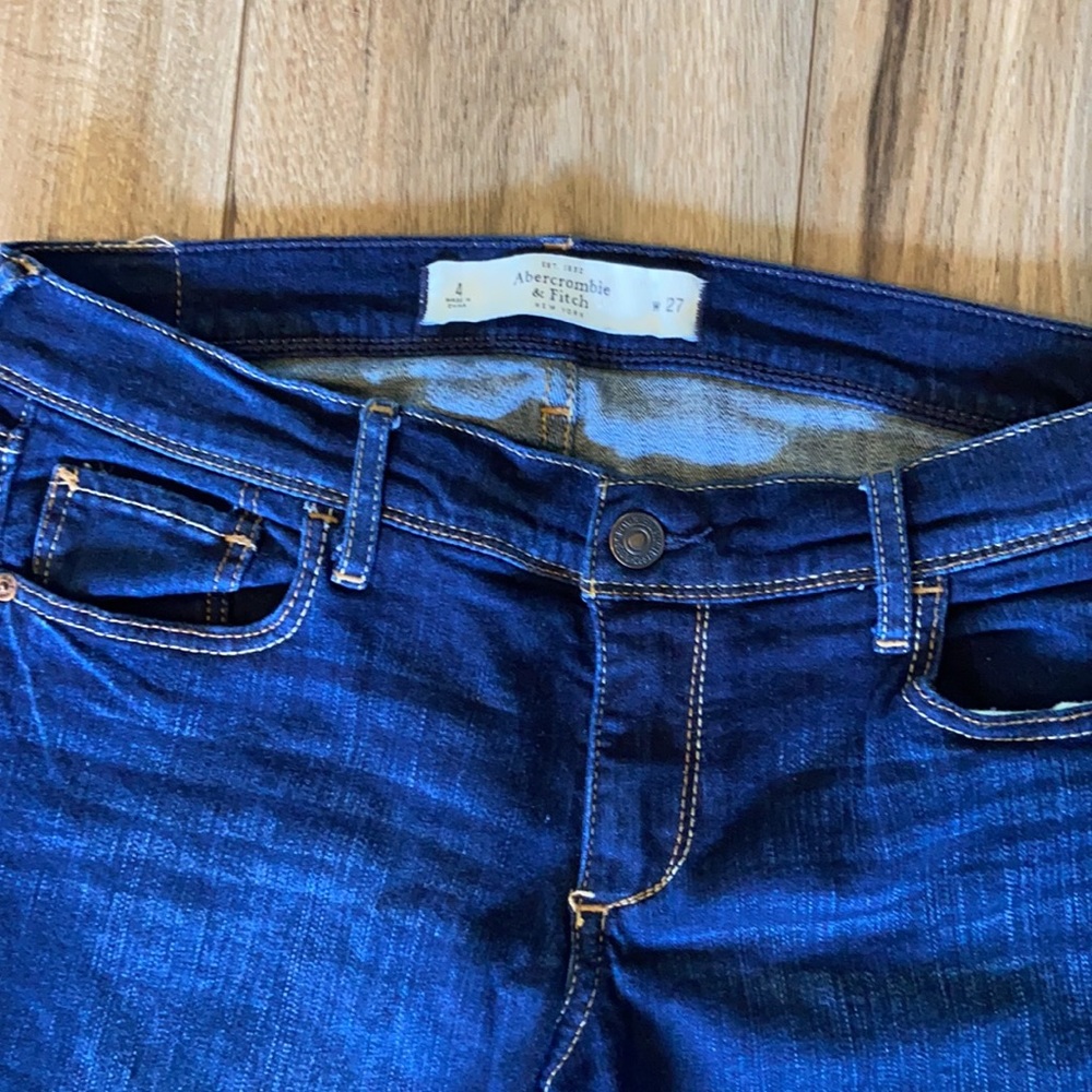 A&F Straight Leg Jeans - Picture 2 of 4